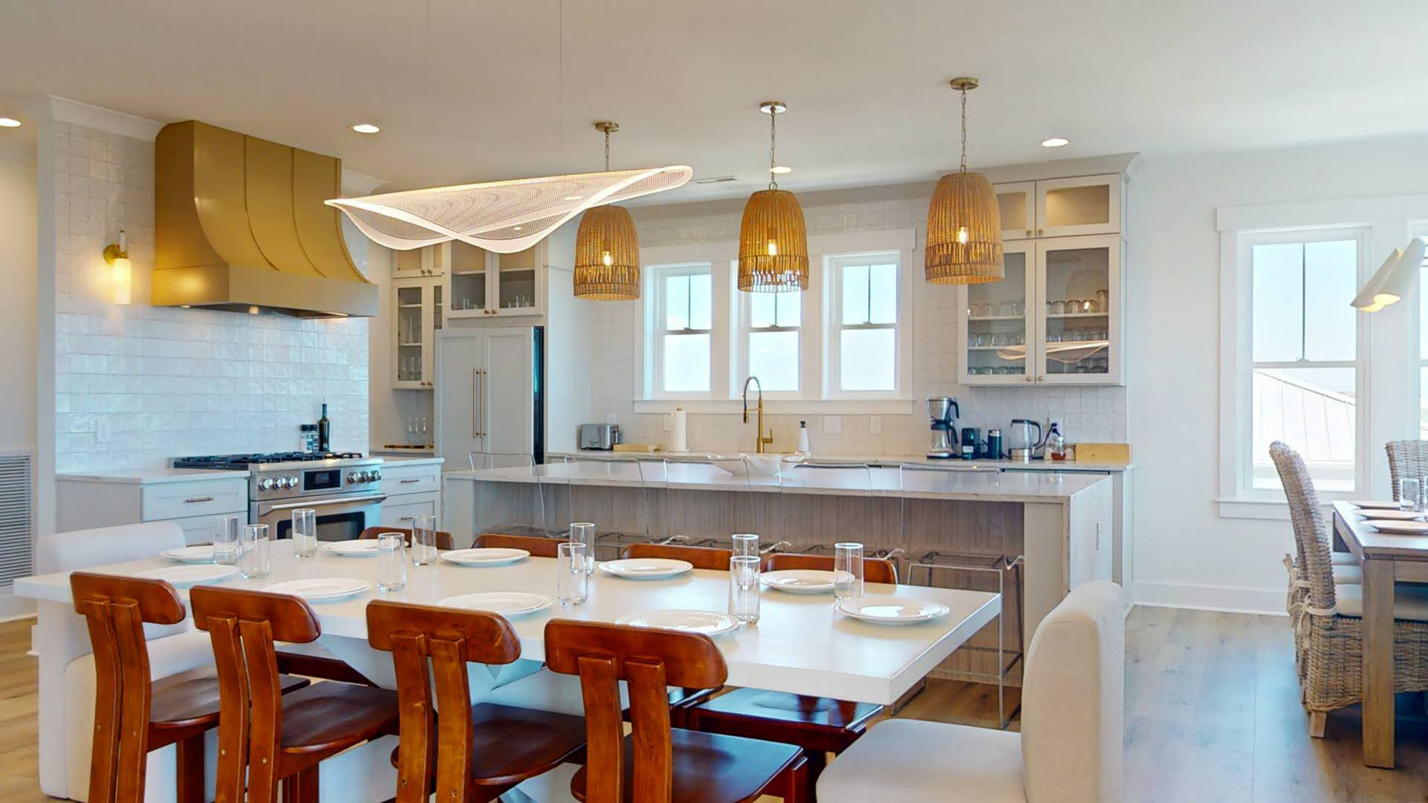 Salt House kitchen / dining area